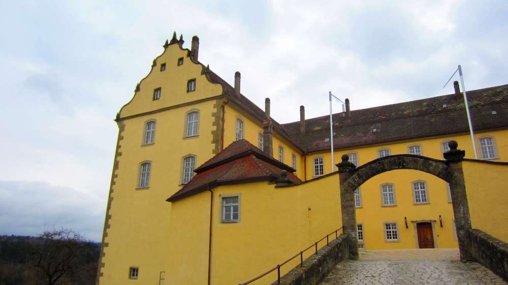 Schloss_Untergroeningen