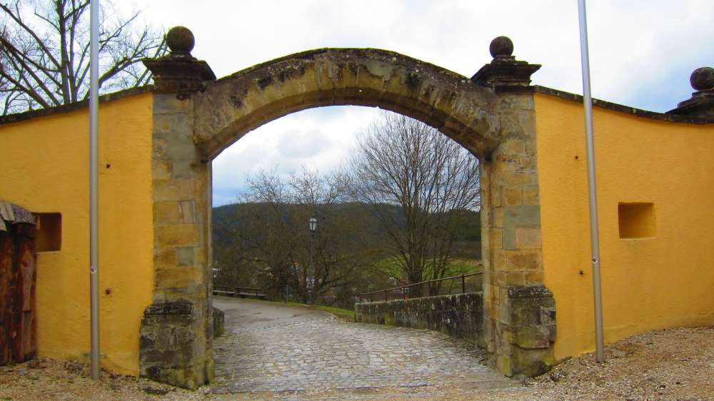 Schloss_Untergroeningen