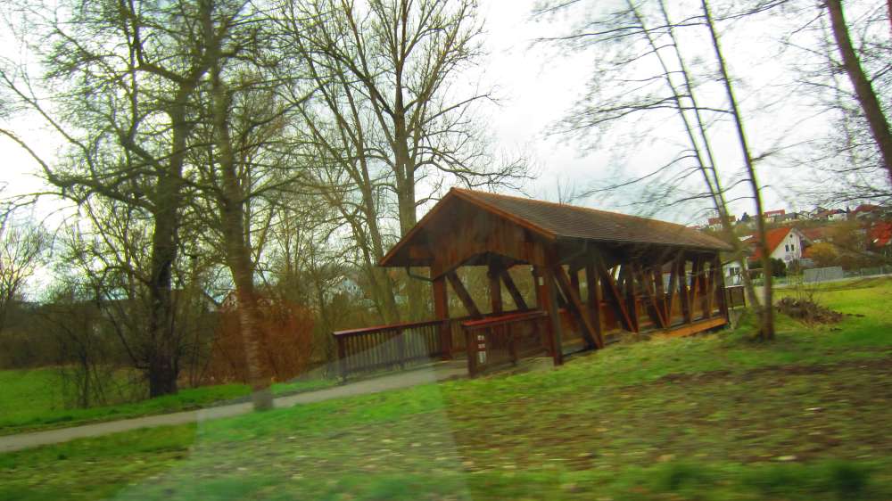Holzbruecke