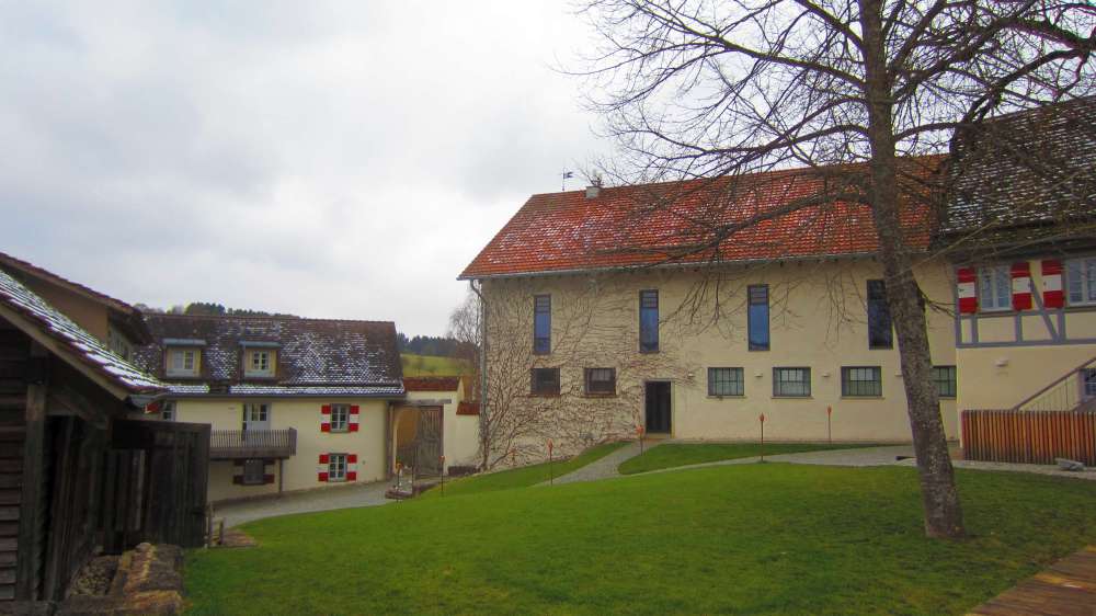 Gutshof_Maisenburg