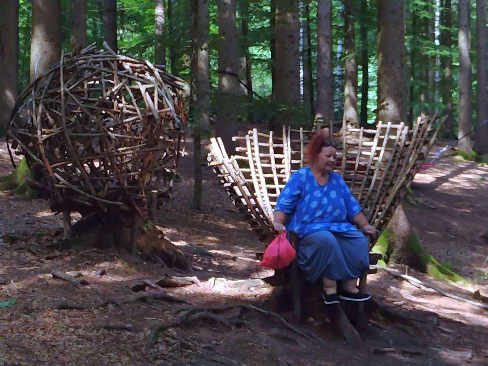 Holzthron