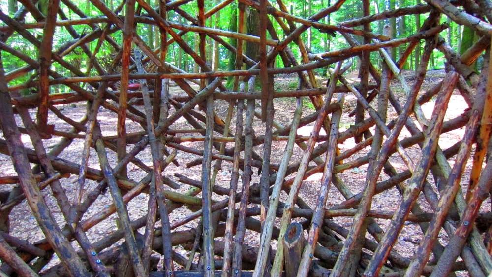 Holzthron