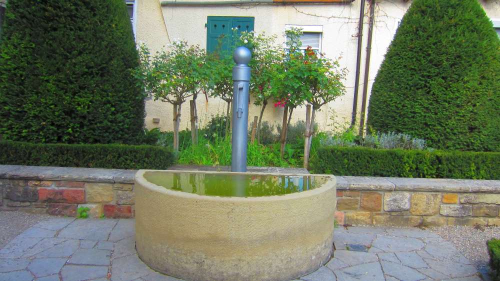 Brunnen