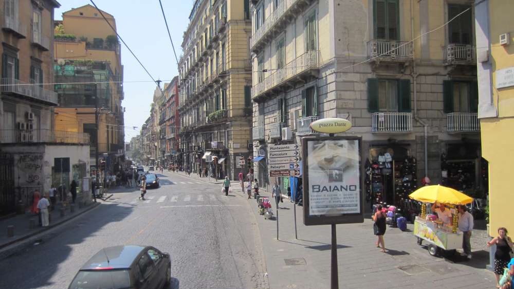 Piazza_Dante