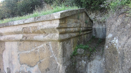 Tuscania_Etruskergrab
