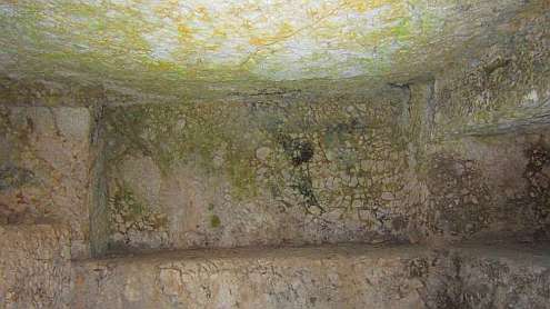 Tlos_Nekropole_innen