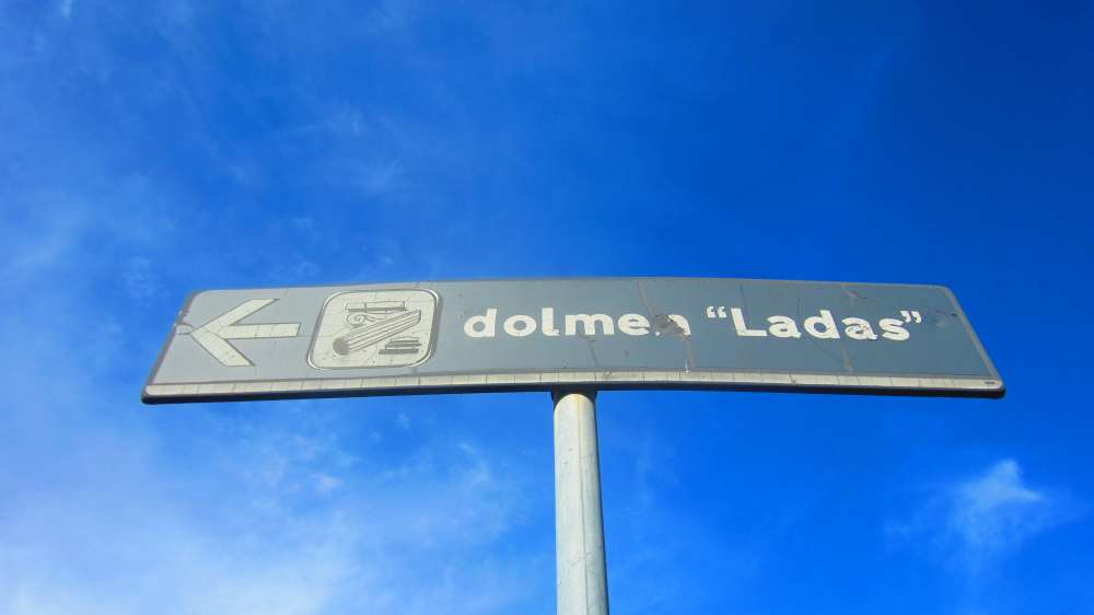 Dolmen_Ladas