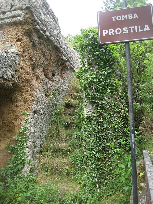 IMAG_Norchia_Tomba_Prostila